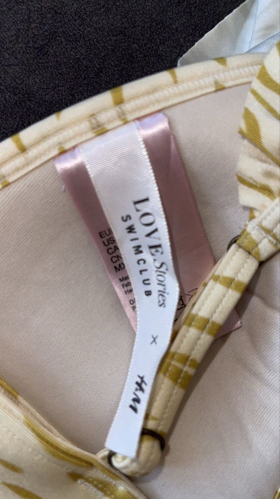 Прекрасни бански на H&M с подплънки и повдигащ ефект
