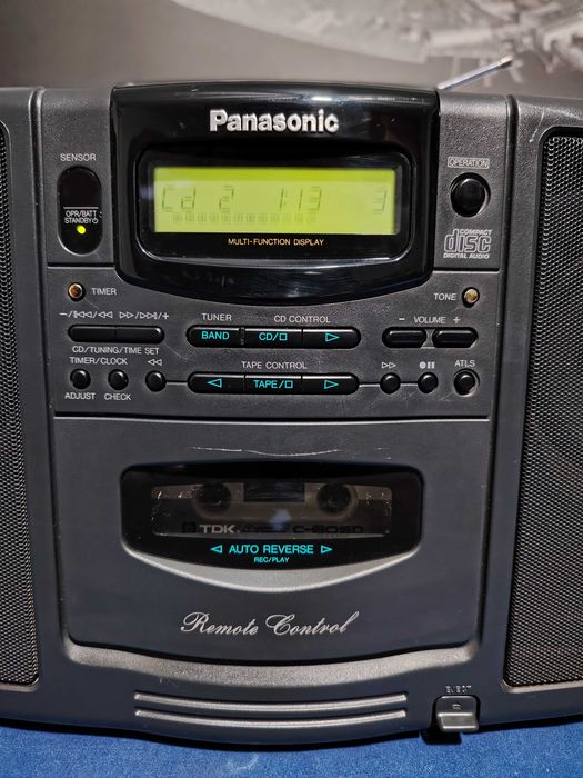 PANASONIC RX-DS303 Portable Stereo CD System, radio, CD, casetofon.