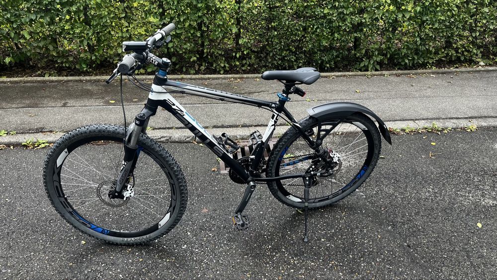 Vând urgent bicicleta BULLS MTB roți 27.5 inch
