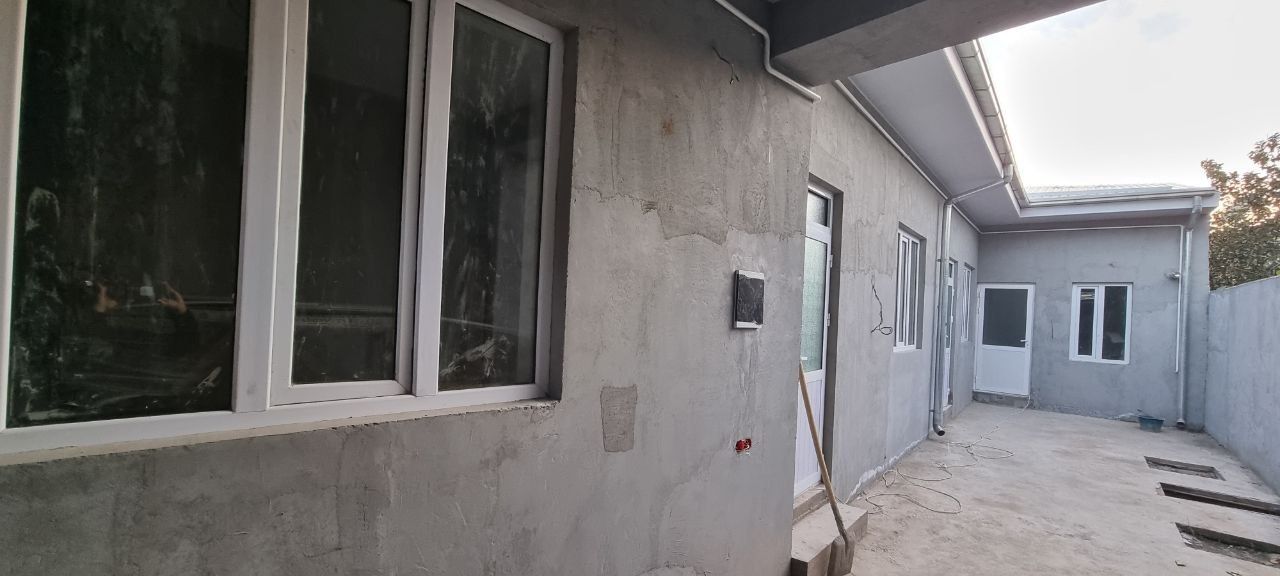 Продается участок 1.3 соток 4 комната с ремонтом на против Иппадром.