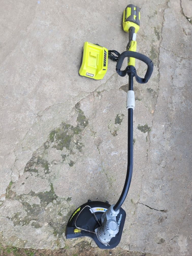 Motocoasă Ryobi ca nouă