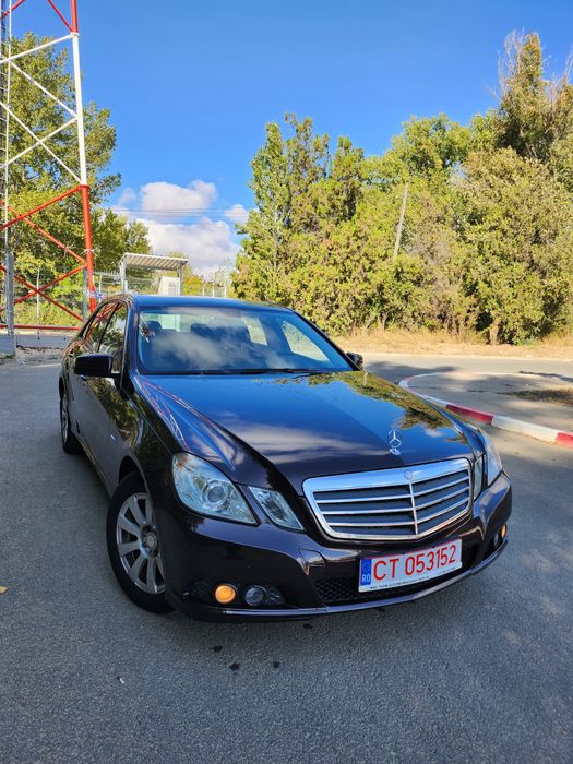 Vând Mercedes E class foarte îngrijit ( Rar Efectuat )