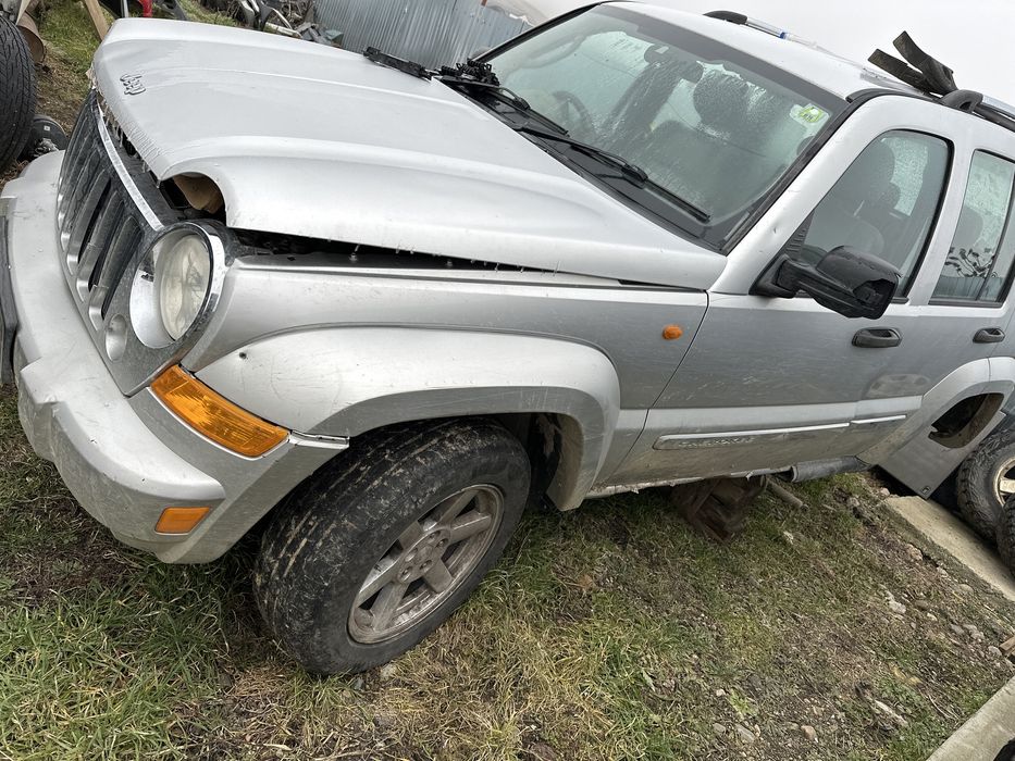Dezmembrez Jeep Cherokee 2.8 CRD