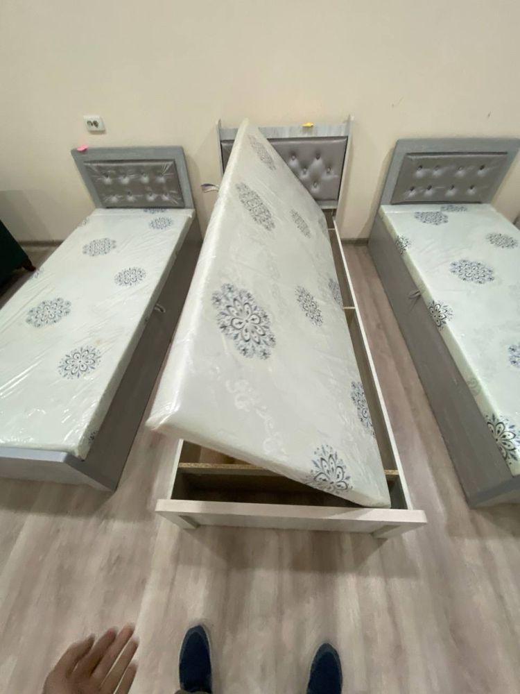 Кровать одинарная спальня
