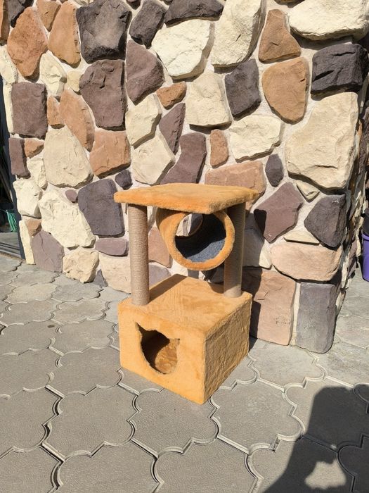 Продам домик для кошки