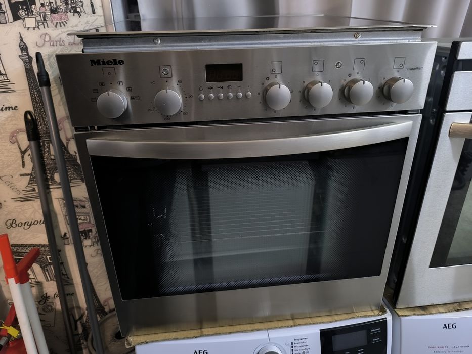 Фурна с котлони Miele