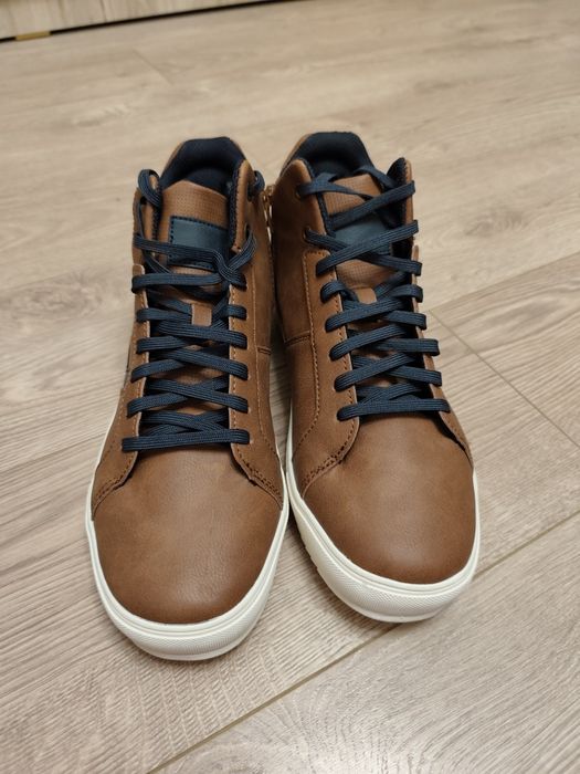 Мъжки кожени кецове