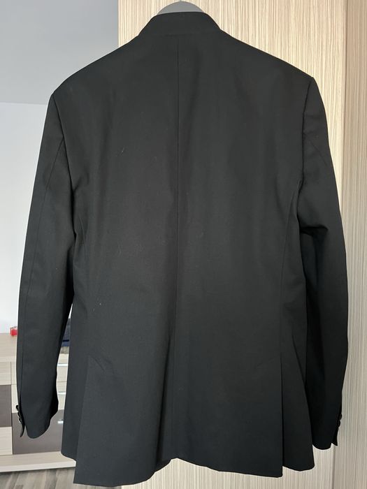 Sacou ZARA, Eveniment