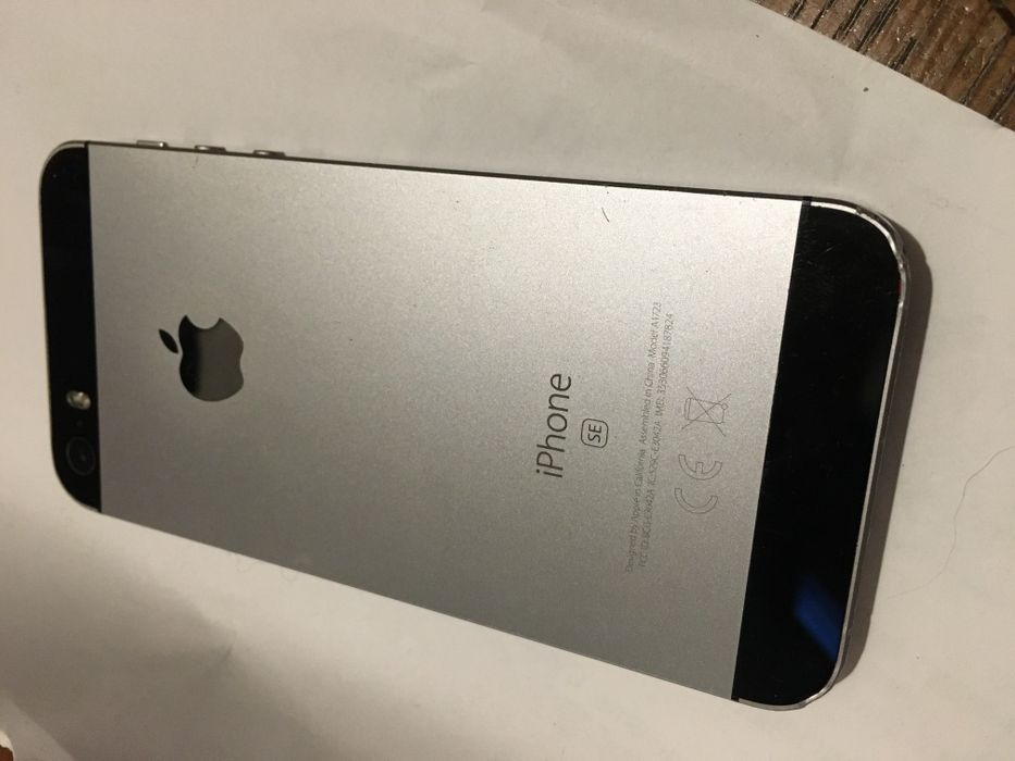 Iphone SE за части