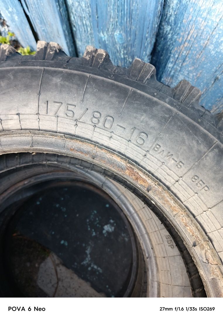 Продам зимнюю резину на ниву