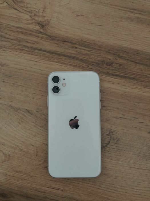 Iphone 11 телефон