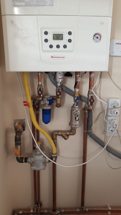 Instalator sanitare și termice  Ploiești