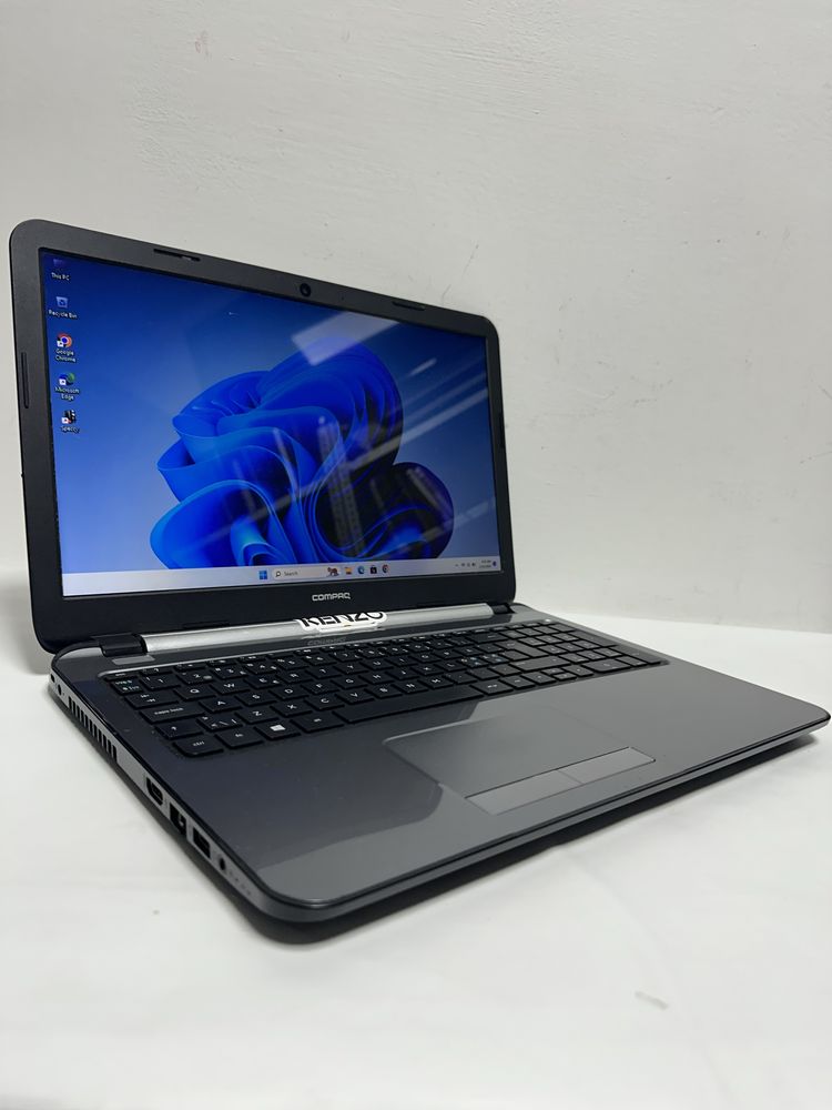 Super Slim Hp Compaq 15-Intel core i3 4005U- 8Gb- 1000GB- Windows 11