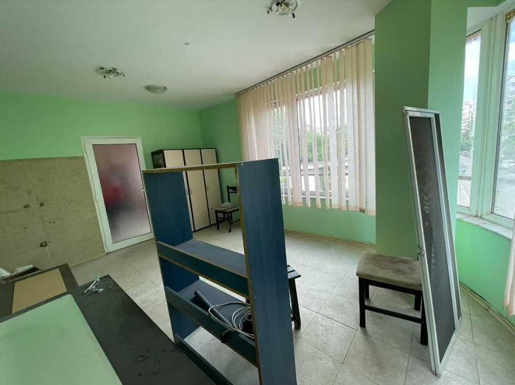 Дава се под наем Офис в Бургас, Славейков - 80 кв.м за 127.5 € - Снимка #3