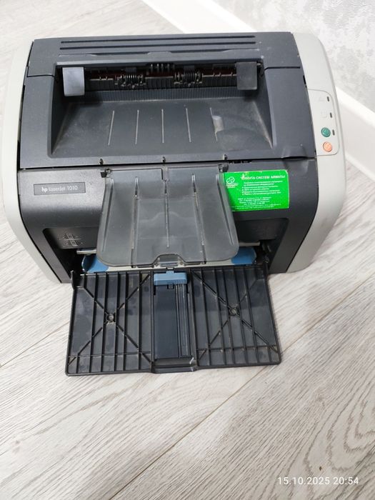 Продам принтер HP Laser jet 1010