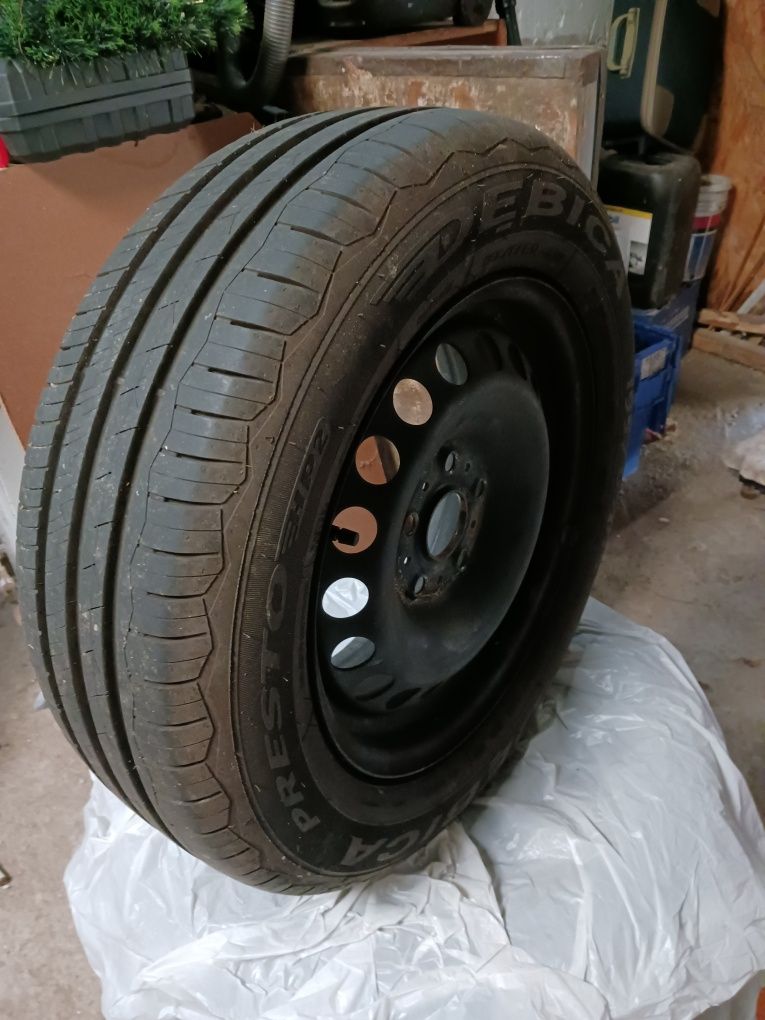 Vand Anvelope cu jante tabla 195/65r15