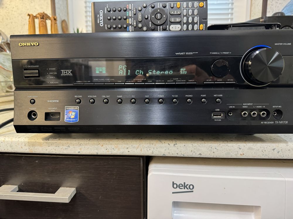 Като нов Onkyo TX-NR708