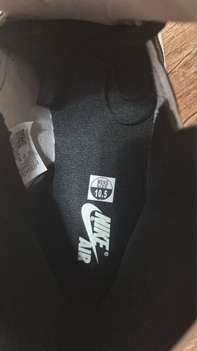 Jordan 1 Dark Mocha