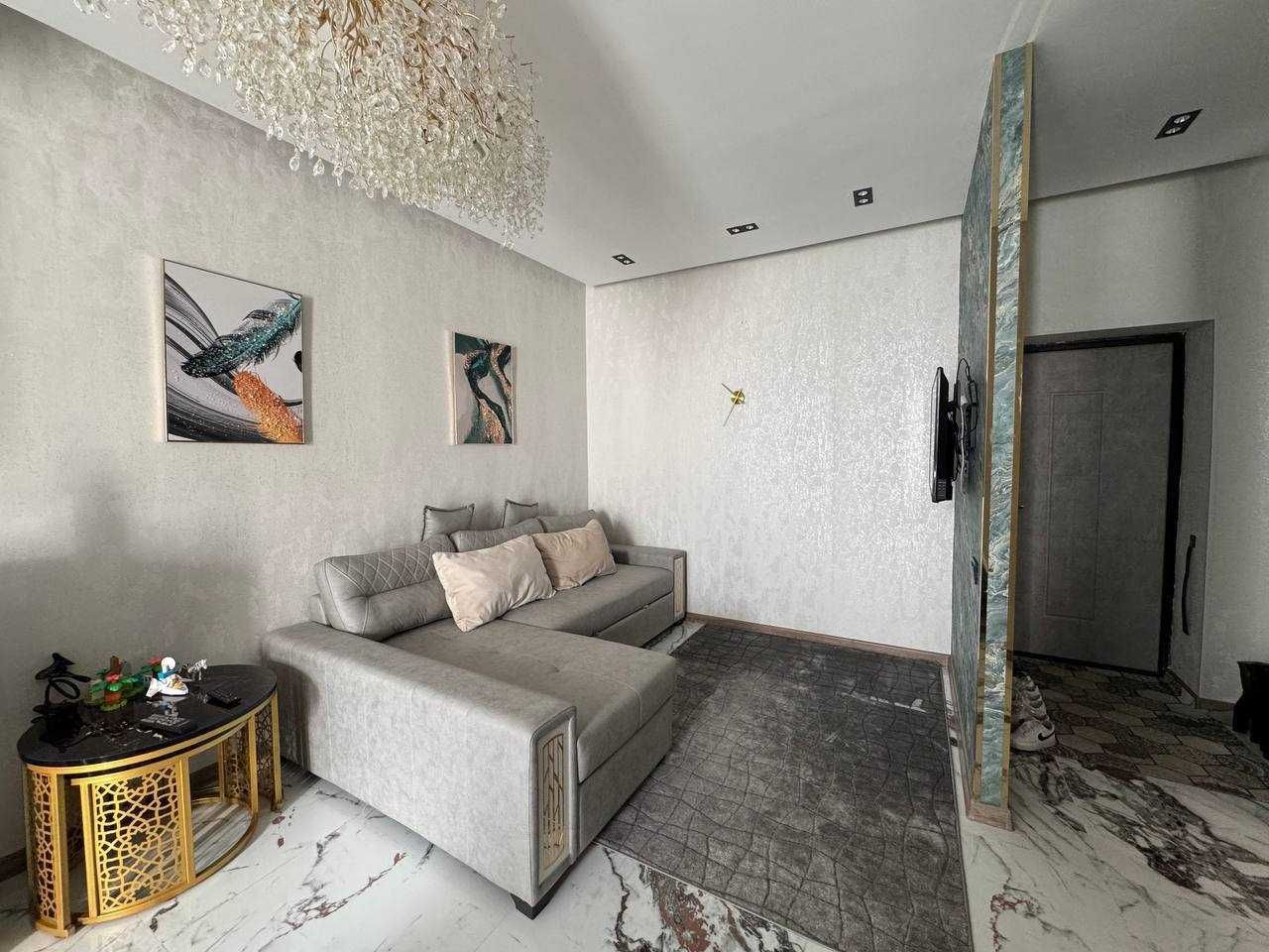 СРОЧНО продажа 2/10/10 ул. Махтумкули ЖК New Life , 45м2