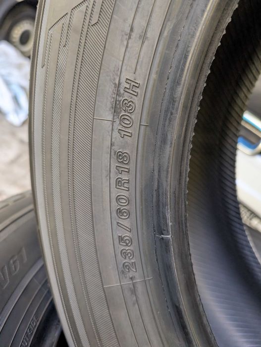 Yokohama Advan V61, 235/60 R18 103H, DOT 2025