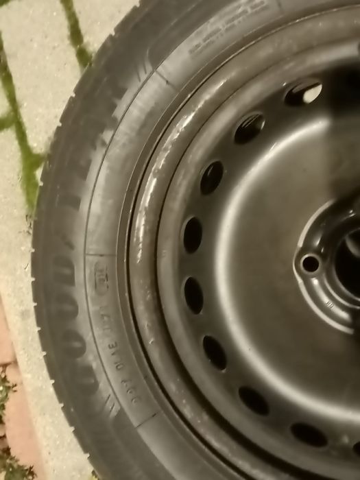 Vând anvelope vară GOODYEAR 195/65 R15" 900lei