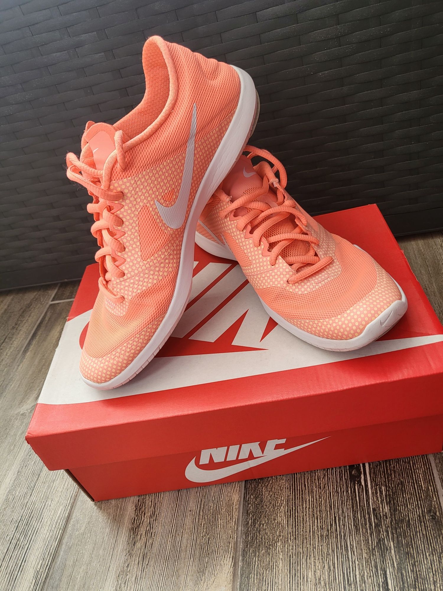 Nike W Studio Trainer 2