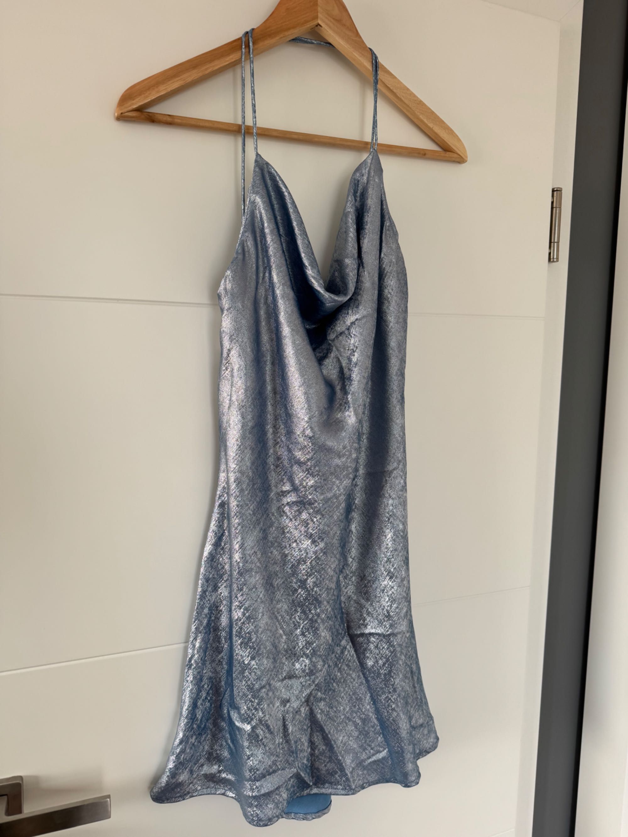 Zara рокля S НОВА