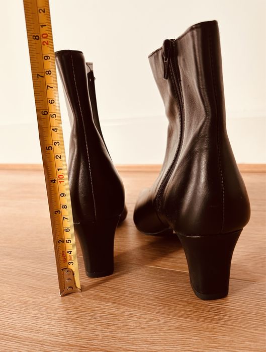 Ghete Marks & Spencer Piele Naturala