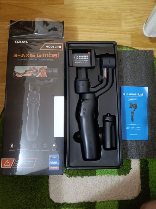 Gimbal stabilizator pentru telefon Bluetooth  F8