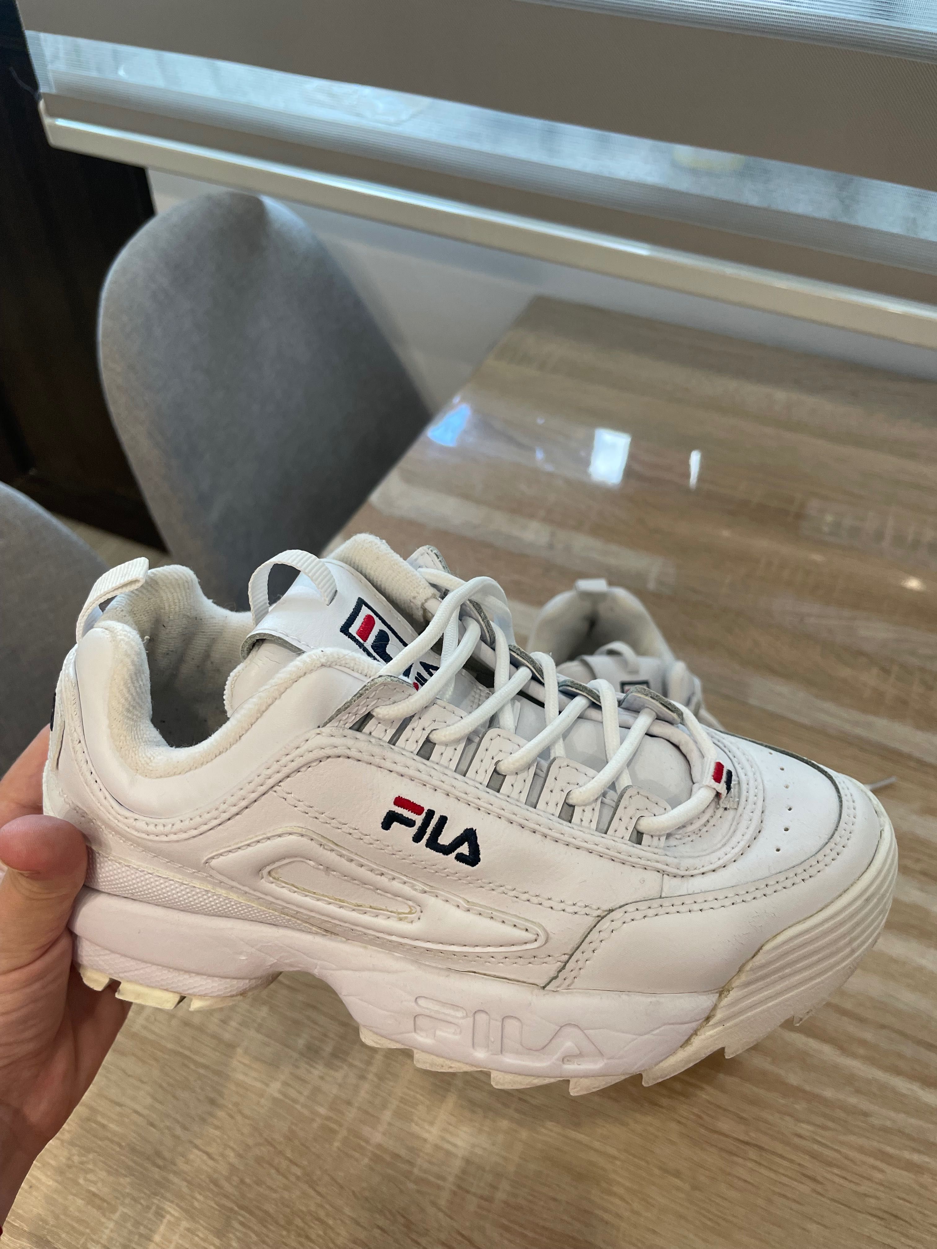 Спортни маратонки Fila