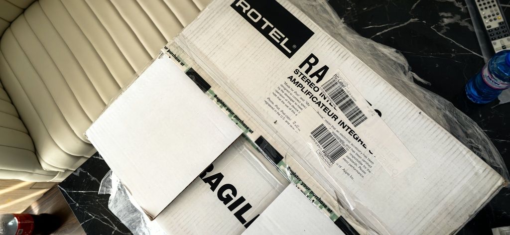 Rotel RA-1570 интегриран усилвател