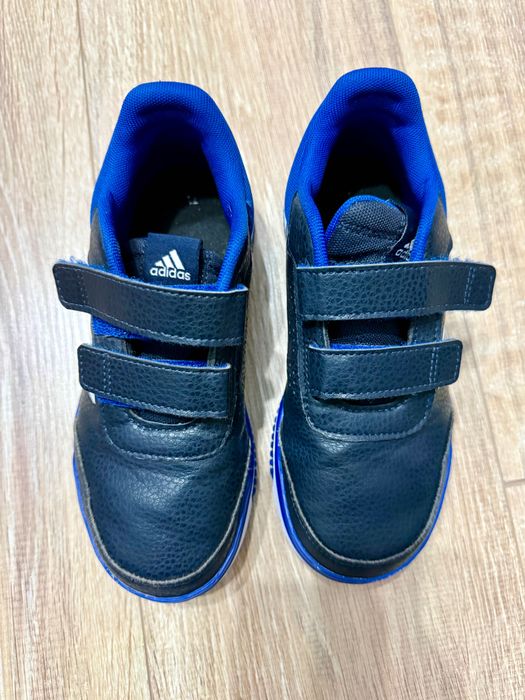 Маратонки Adidas