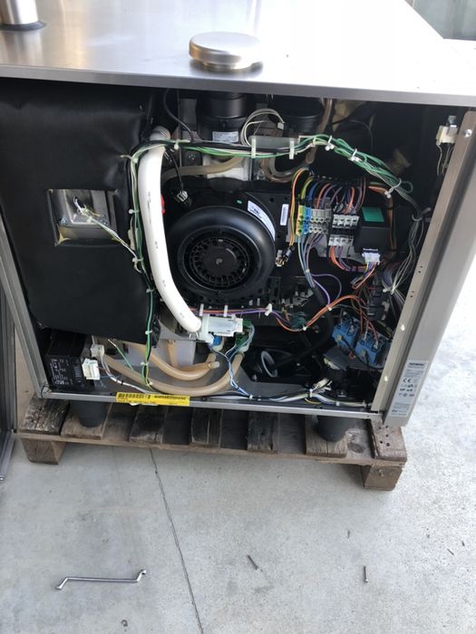 Конвектомат Rational 2017г. На 40 часа! Чисто нов!