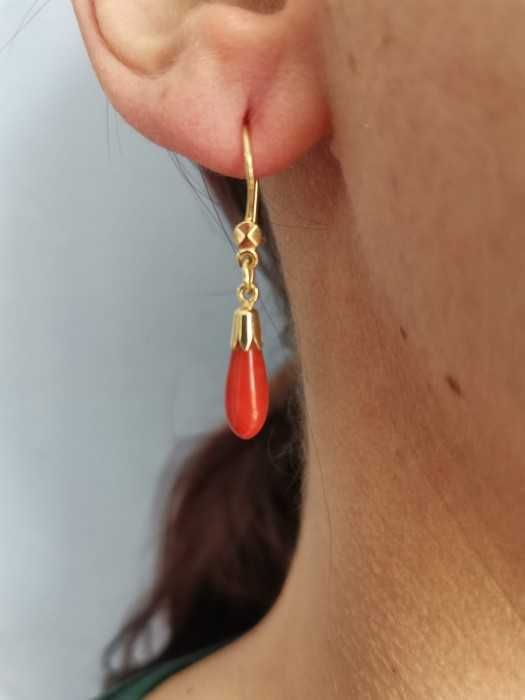 Cercei Aur 18K Cu Coral Natural Elvetia
