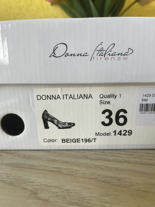 Продавам дамски обувки Donna Italiana
