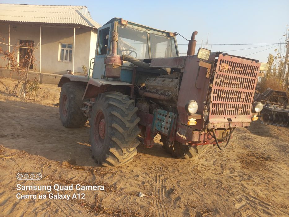 Т 150 трактор сотилади