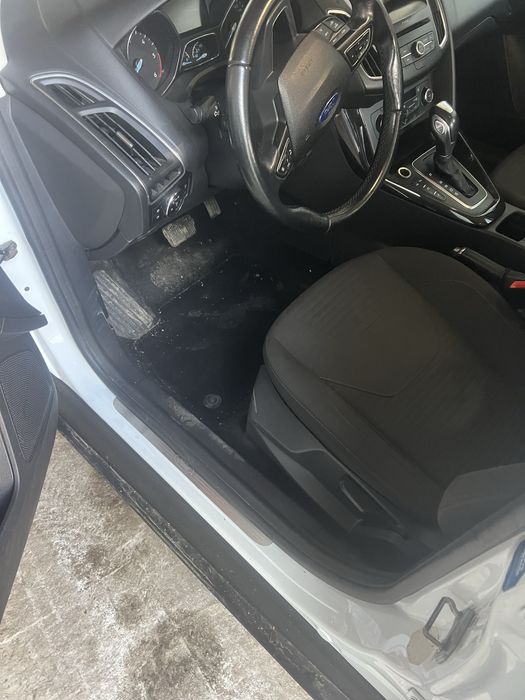 Detaling Auto Profesional – Mașina ta merită să arate impecabil!