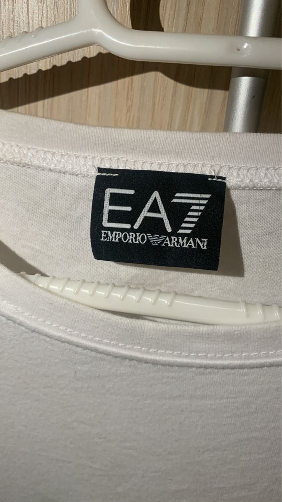 Vand tricou Emporio Armani