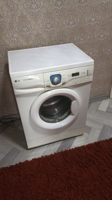 Продам стиральную машинку автомат