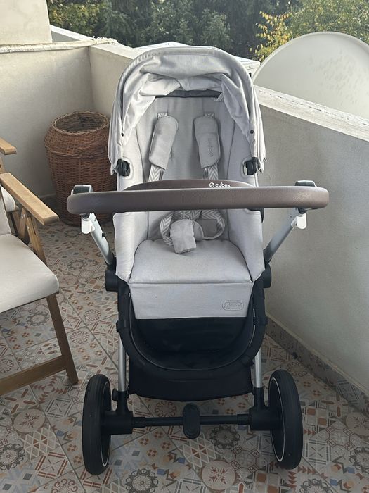 Cybex Eos Lux Silver