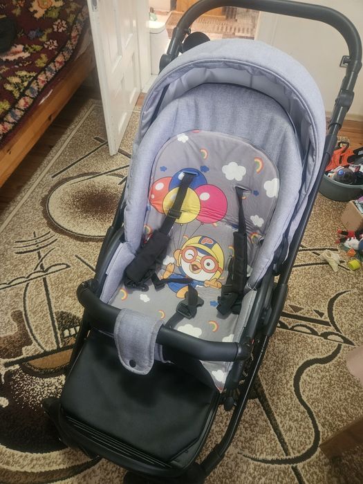 Комбинирана бебешка количка