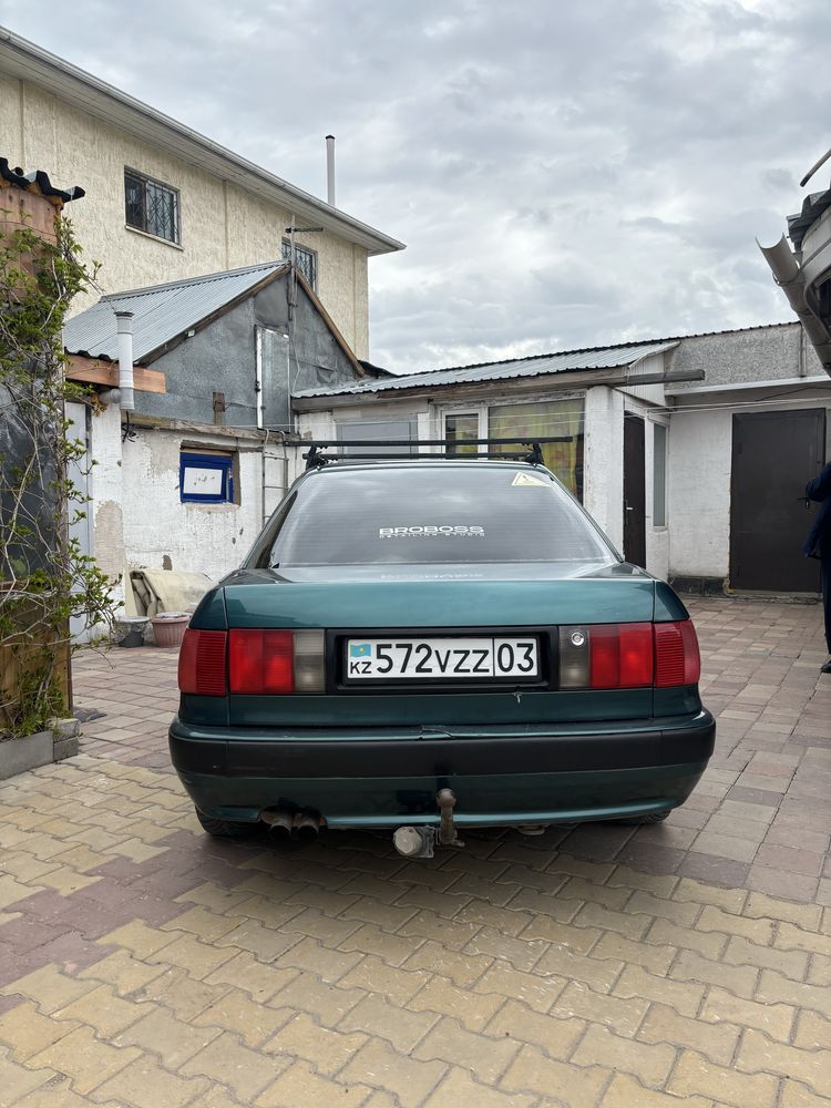 Продам Audi 80 b4