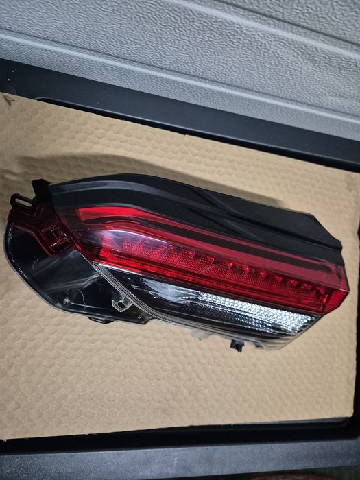 Stop/Triplă Dreapta Haion Toyota Rav 4 5. 2019-2021. Volan stanga.