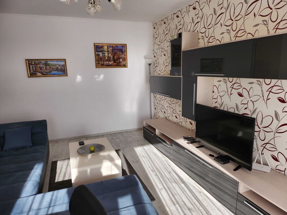 Dau in chirie ap. 2 camere bloc Ared