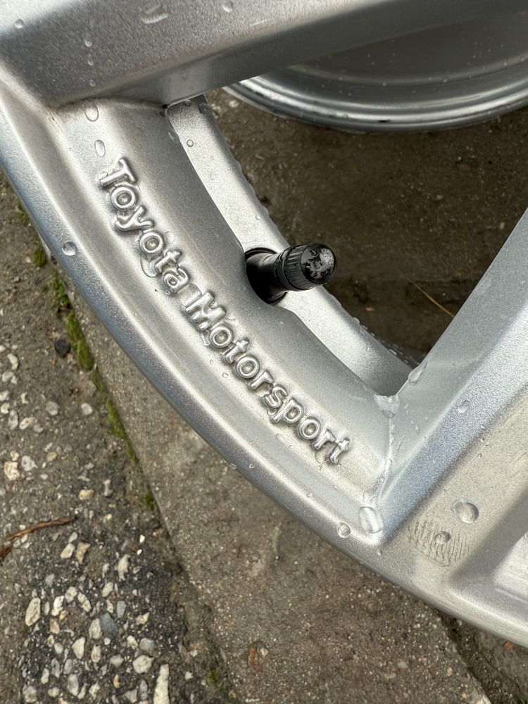 Оригинални алуминиеви джанти за тойота toyota 17 цола 5x114.3