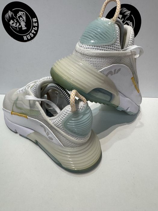 Маратонки NIKE AIR MAX 2090.Номер 37.5