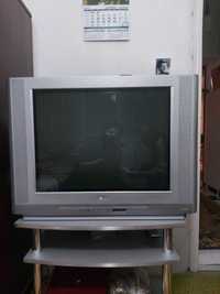 Телевизор LG  32-34инча