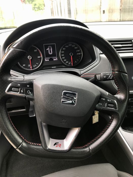 Vând Seat Arona.