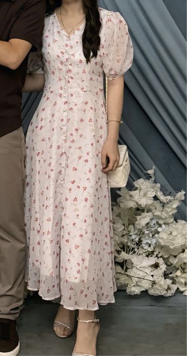 продам платье размеры s