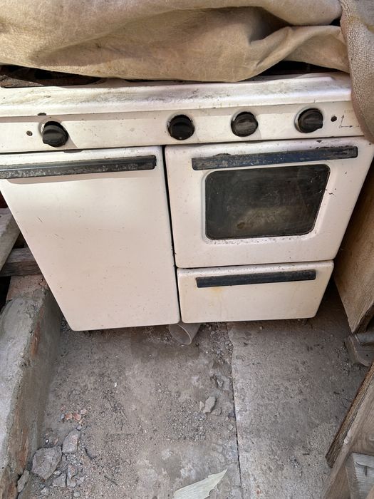 Продам     газовый     плита    3. комфорчный